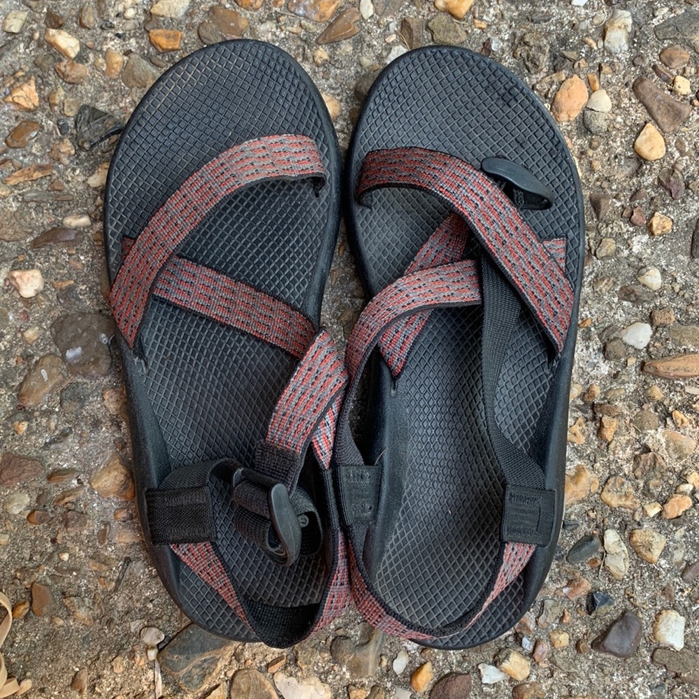 Chaco Mens Sandals Black and Red Size 10